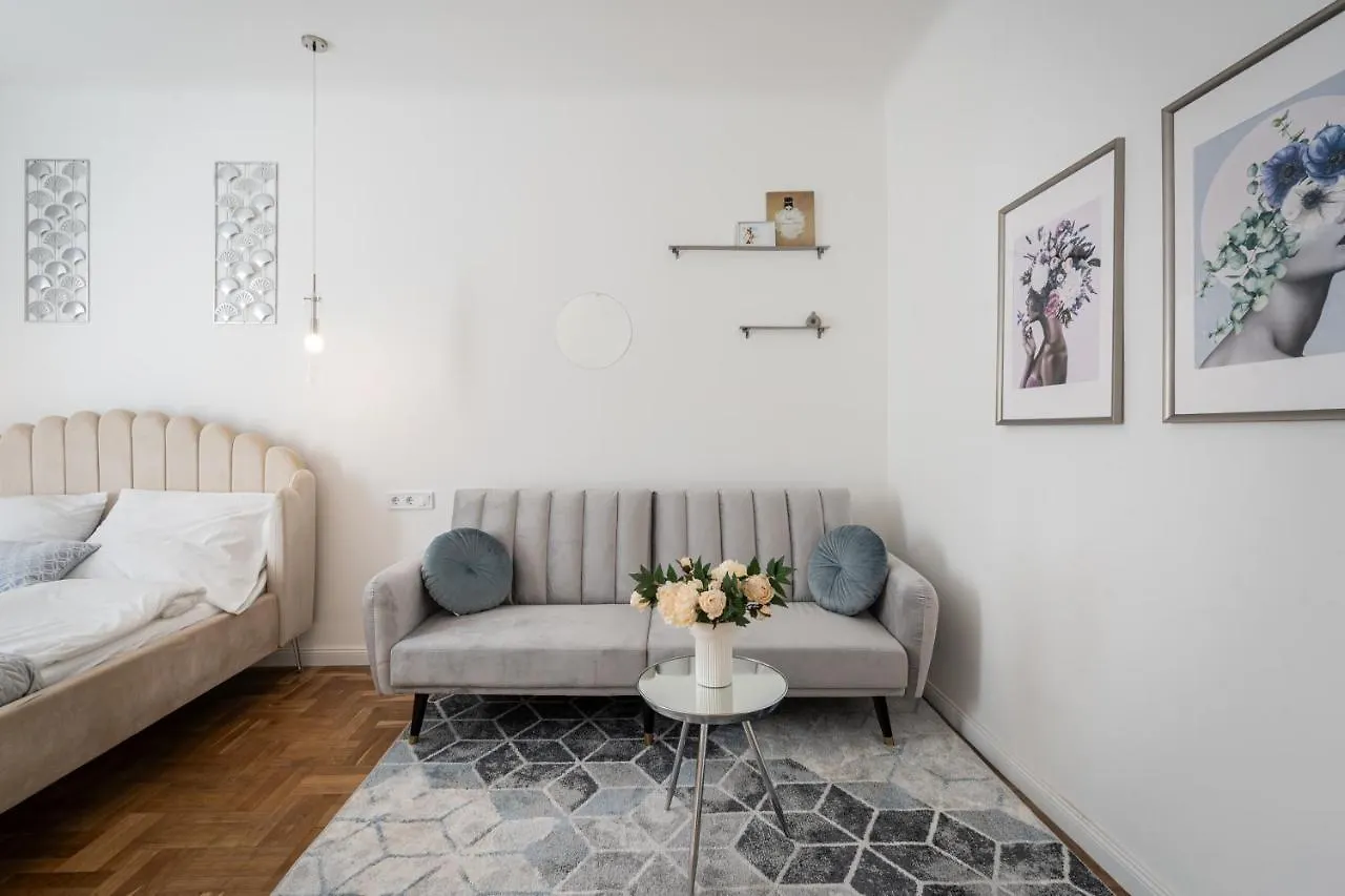 D71 - Central Cozy Suite, Best Location By Bqa Budapest Apartment