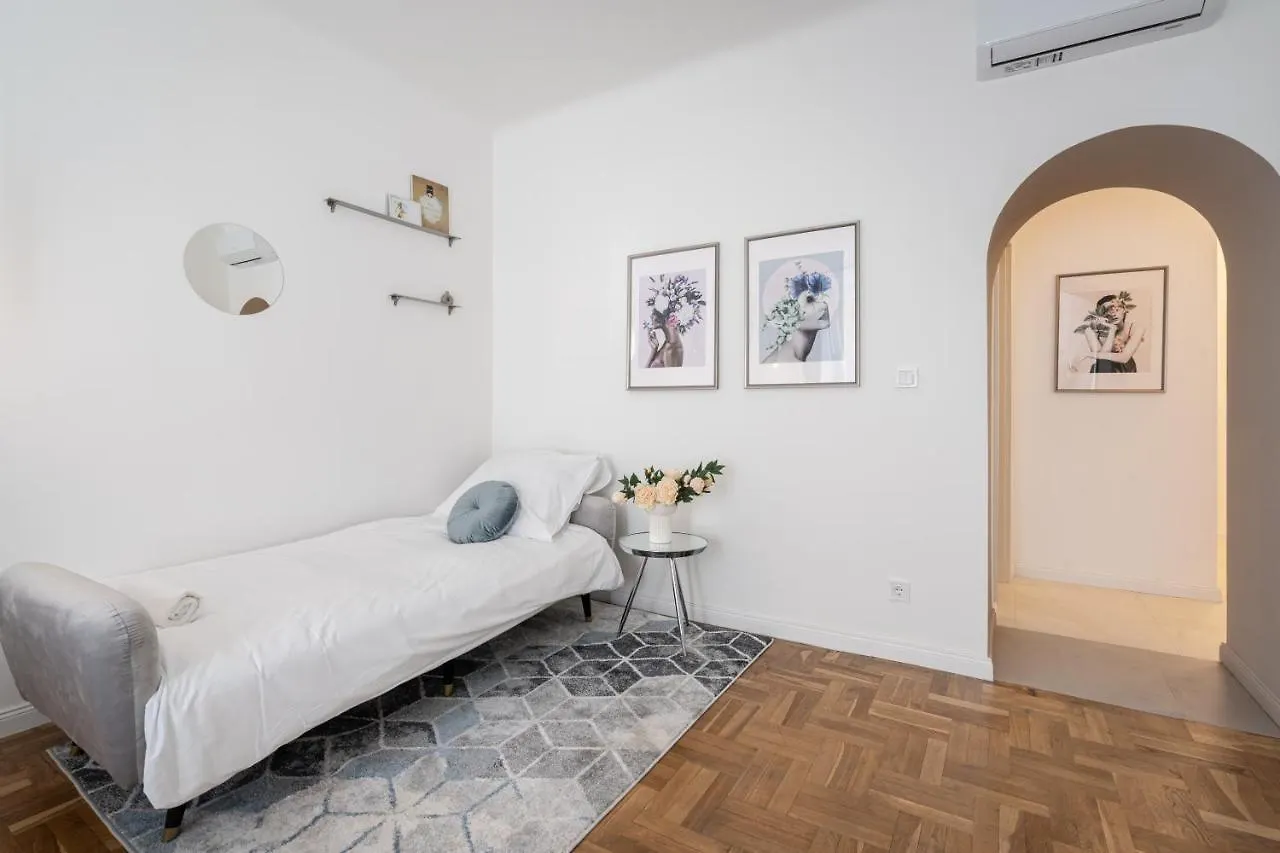 Apartment D71 - Central Cozy Suite, Best Location By Bqa Budapest