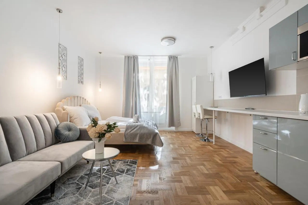 D71 - Central Cozy Suite, Best Location By Bqa Budapest Apartment